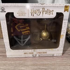 Harry Potter Vinyl Golden Snitch Figure & 3-Pack Socks - NIB M17